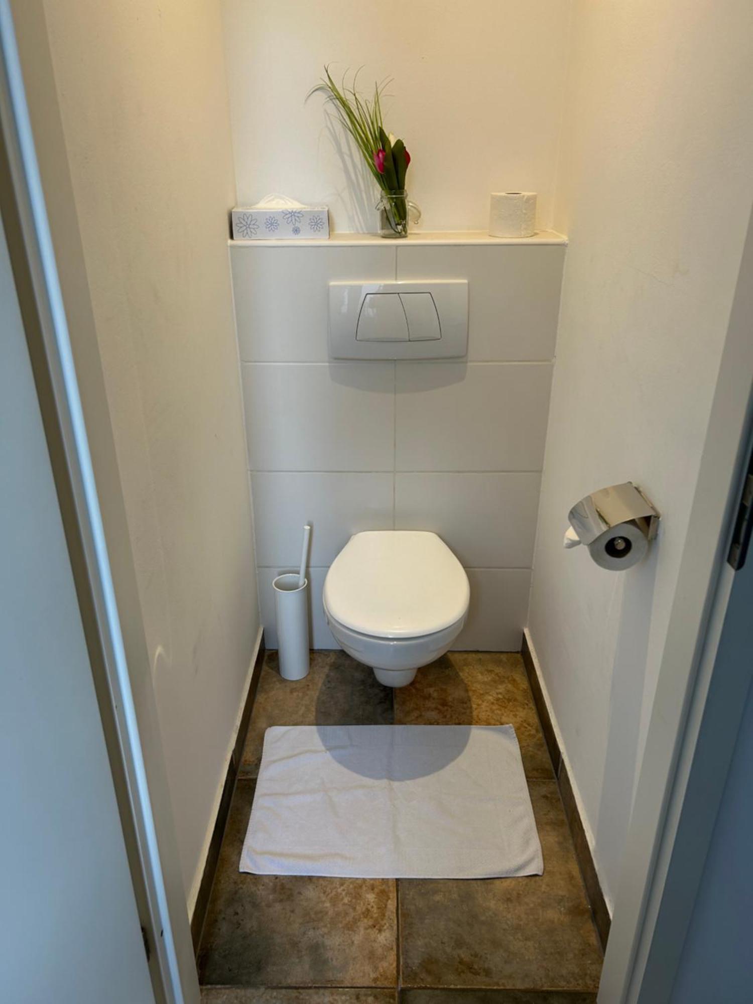Schoene, Helle Wohnung In Stadtnaehe Wina Bagian luar foto