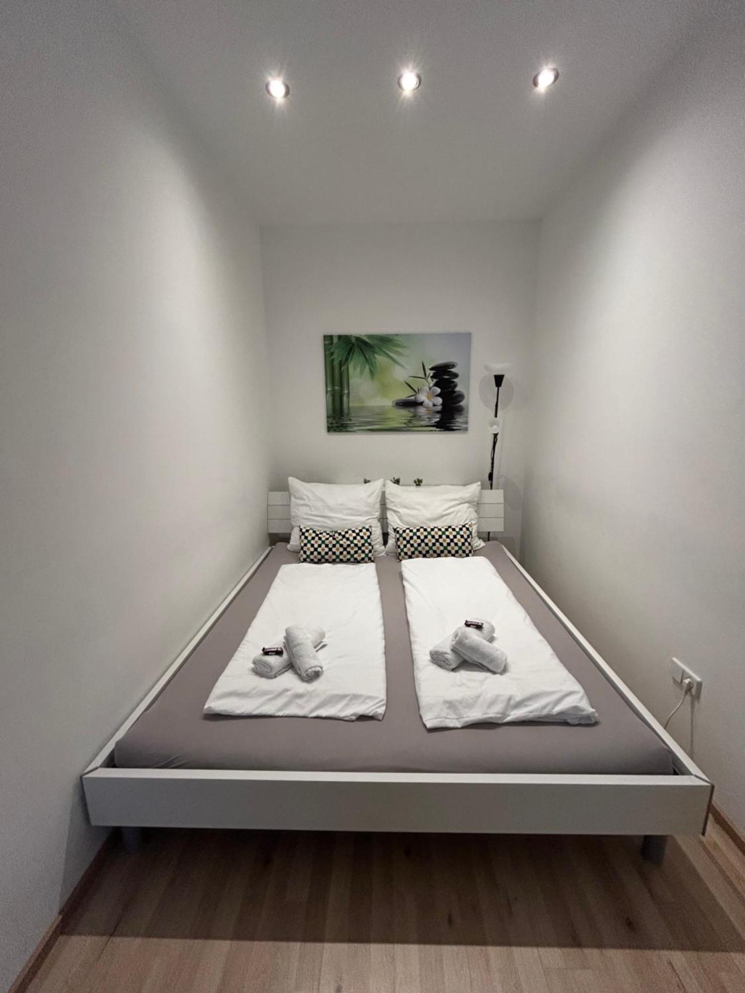 Schoene, Helle Wohnung In Stadtnaehe Wina Bagian luar foto