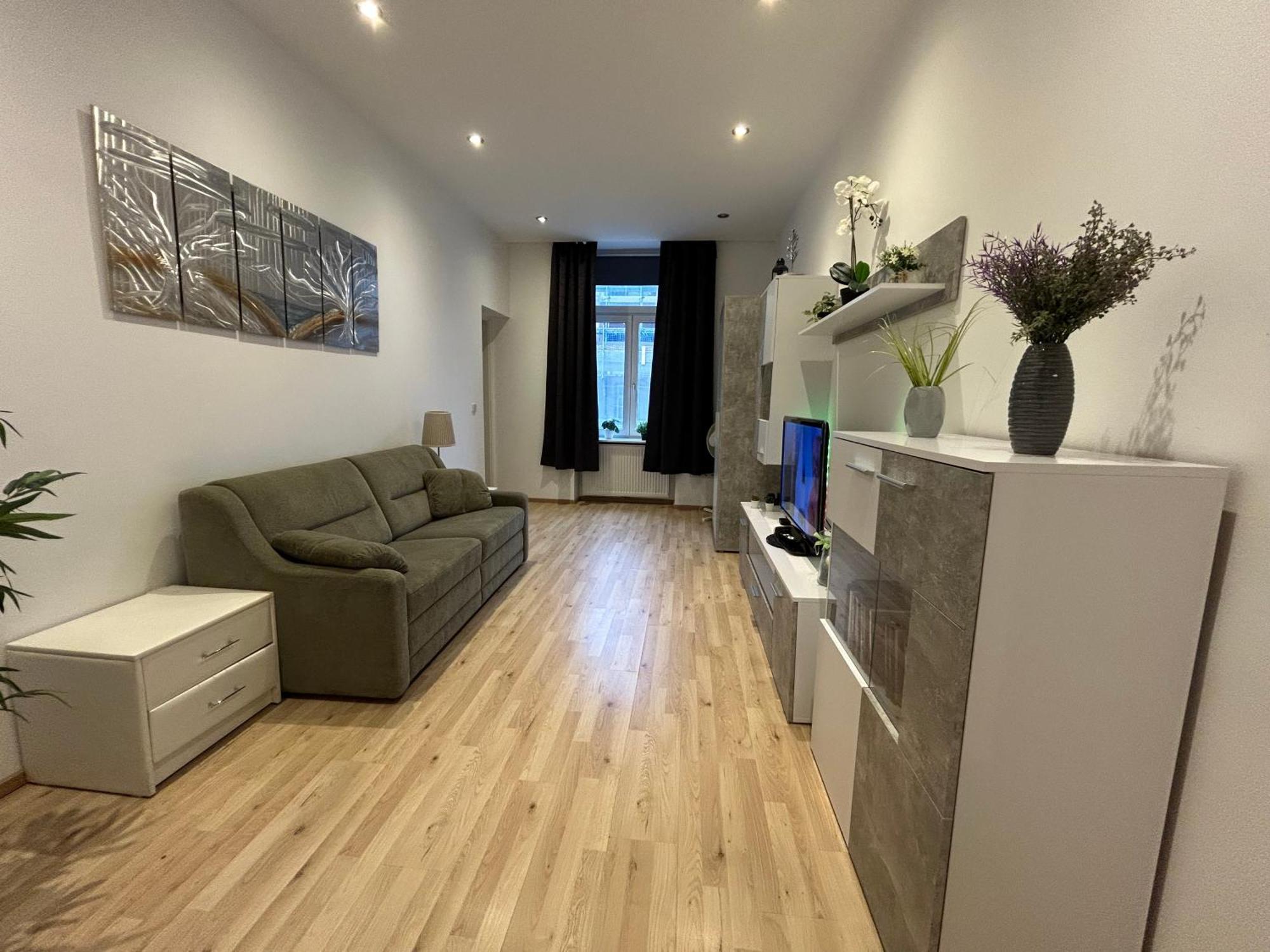Schoene, Helle Wohnung In Stadtnaehe Wina Bagian luar foto