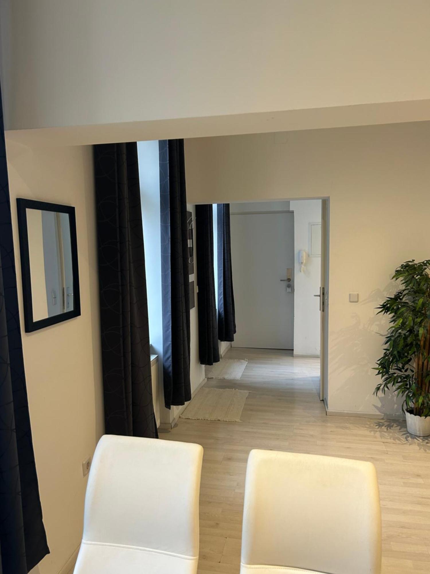 Schoene, Helle Wohnung In Stadtnaehe Wina Bagian luar foto